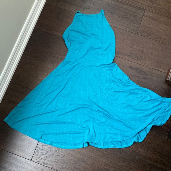 🎉2/$20 Hollister Halter Dress - Picture 1 of 3